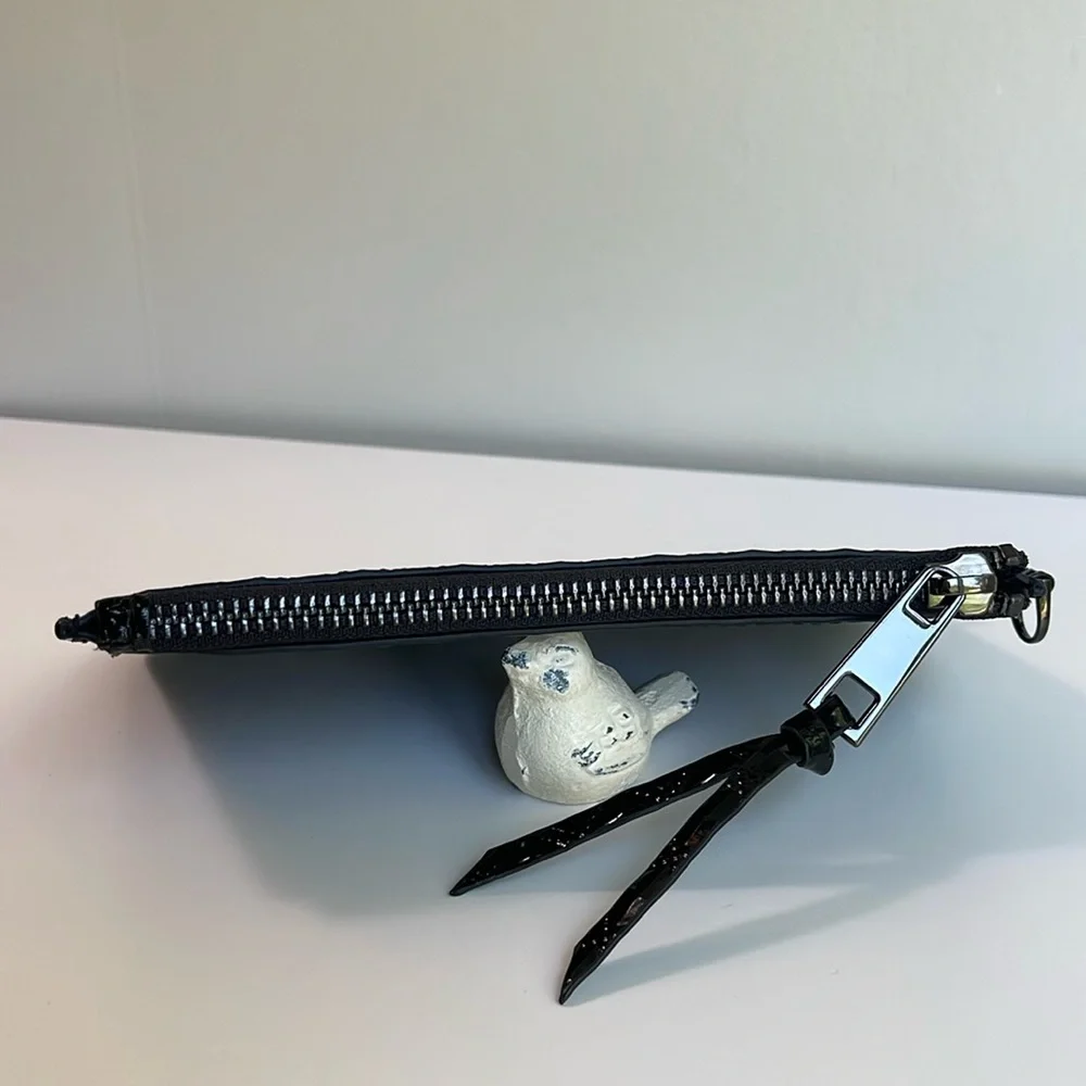 Bandolier Sheila Pyramid Pouch In Black - Picture 7 of 16